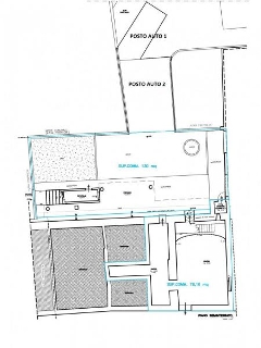 zoom immagine (Casa a schiera 270 mq, soggiorno, 4 camere, zona Centro Urbano)