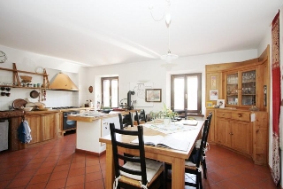 zoom immagine (Casa singola 168 mq, soggiorno, 3 camere, zona Riva del Garda)