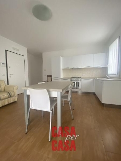 zoom immagine (Appartamento 70 mq, 2 camere, zona Bagnoli di Sopra - Centro)