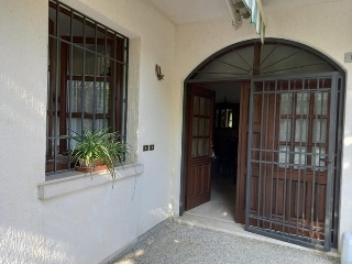 zoom immagine (Casa singola 93 mq, soggiorno, 2 camere, zona Castelnovo del Friuli)