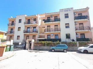 zoom immagine (Appartamento 94 mq, soggiorno, 2 camere, zona Milazzo)